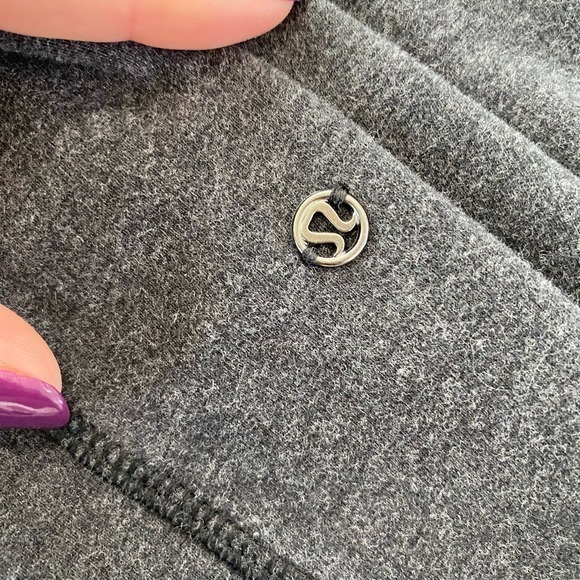 Lululemon Women’s Gray Joggers size 4 - Picture 4 of 10